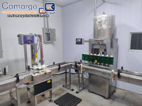 L�nea de llenado y enjuague de l�quidos por tornillo Aplimaq, de 800 a 1000 litros por hora