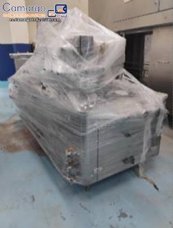 M�quina de llenado para ampollas inyectables Bausch