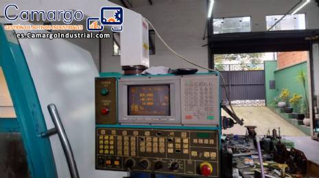 Centro de mecanizado CNC Charles