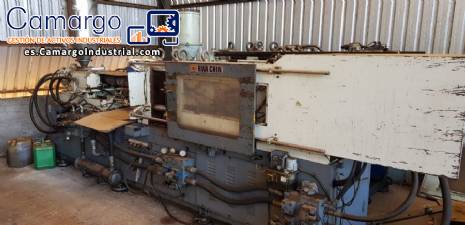 M�quina de moldeo por inyecci�n HWA CHIN