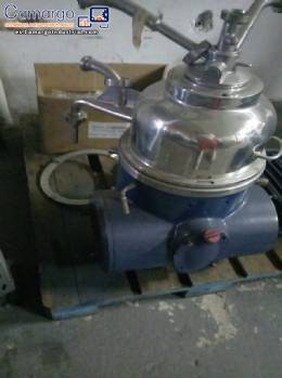 Centrfuga separadora de acero inoxidable Westfalia TA 7 de 6.000 litros por hora