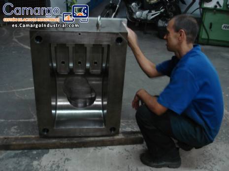 Moldes de inyecci�n de pl�stico