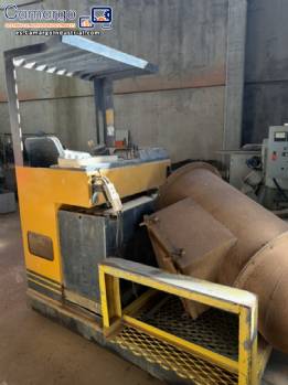 Apilador retr�ctil el�ctrico SKAM EPR 0S