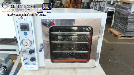 Horno de vac�o Solab de 27 litros