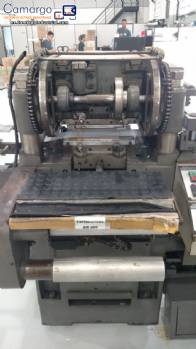 M�quina de estampado en caliente, corte y tracci�n electr�nica Etirama