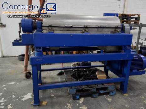 Centr�fuga separadora horizontal de acero inoxidable para separar s�lidos y l�quidos Alfa laval 10.000 litros/hora