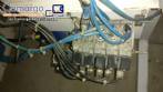 Empaquetadora vertical en polvo con sistema de dosificaci�n helicoidal Indumak