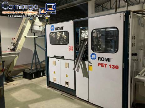 M�quina de moldeo por soplado de botellas PET Romi