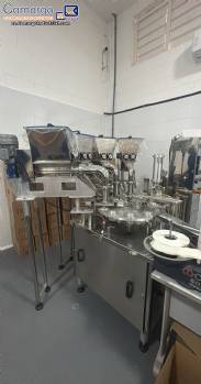 Máquina rotativa de dosificación y llenado con unidad de taponado de acero inoxidable para pastas, 4 boquillas, Milainox, año 2022 Máquina rotativa de dosificación y llenado con unidad de taponado de acero inoxidable para pastas, 4 boquillas, Milainox, año 2022